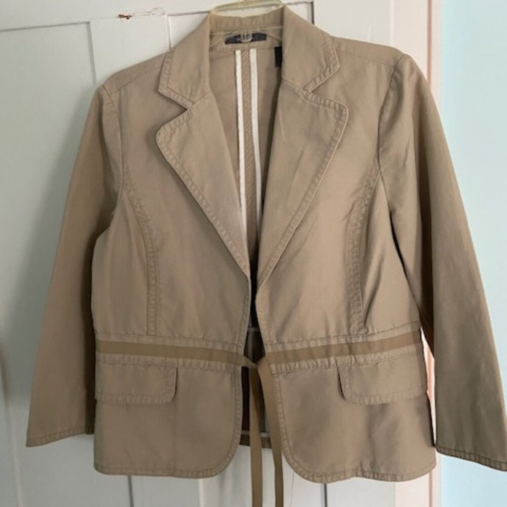 Women's Pants Set (Capri's and Jacket)